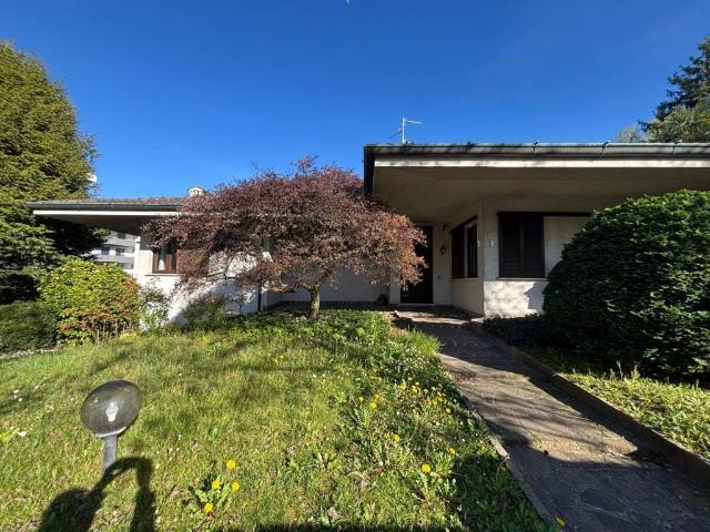 Villa in vendita a Giussano MB
