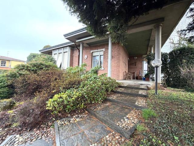 Villa in vendita a Giussano MB