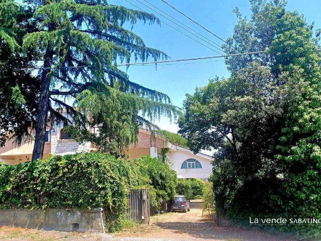 Villa in vendita a Giffoni Sei Casali SA