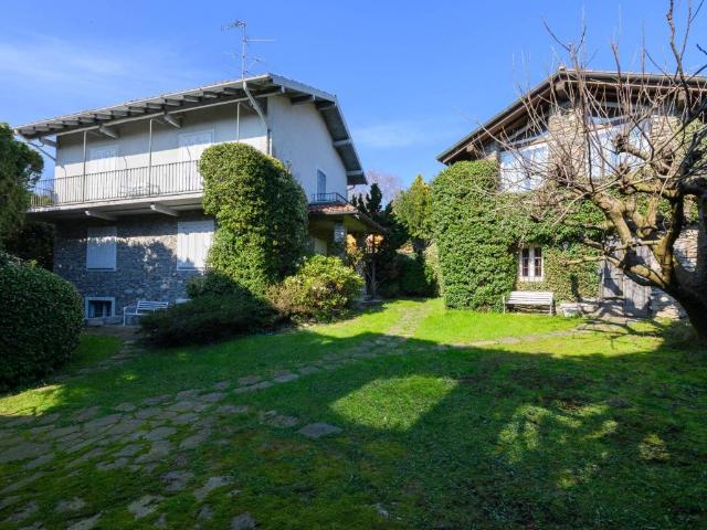 Villa in vendita a Gignese VB