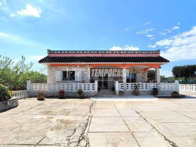 Villa in vendita a Gioia Del Colle