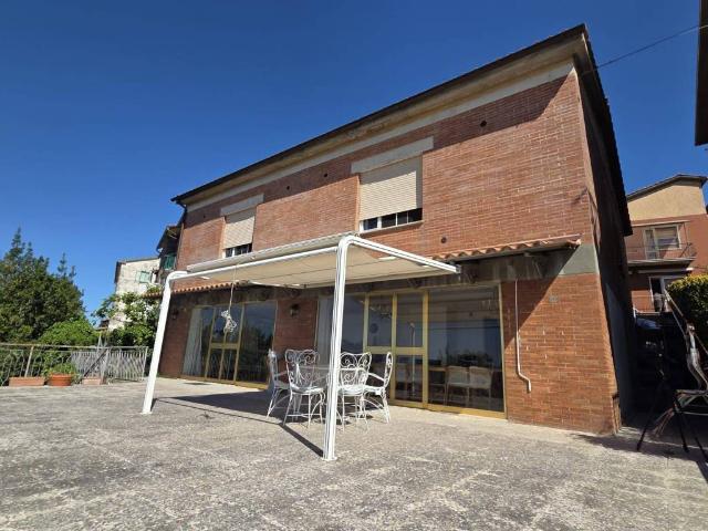 Villa in vendita a Giove TR