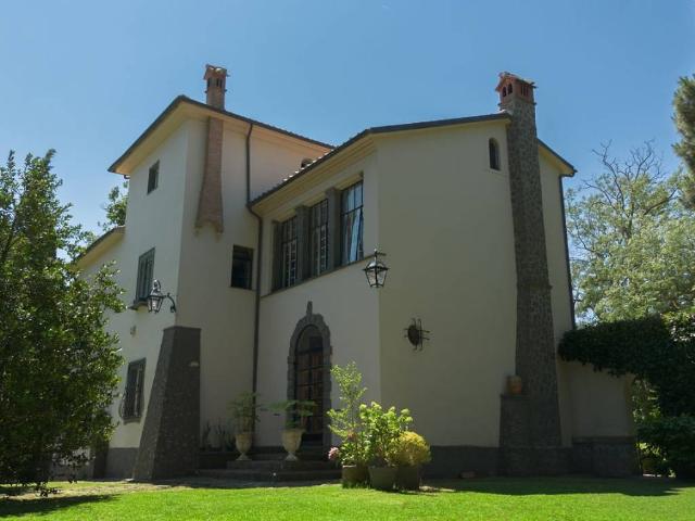 Villa in vendita a Gradoli VT