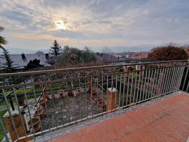 Villa in vendita a Grignasco NO