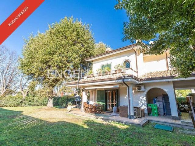 Villa in vendita a Grottaferrata