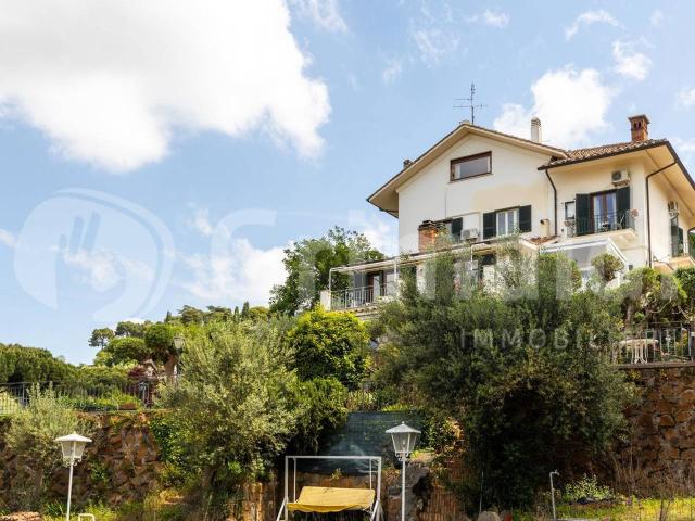 Villa in vendita a Grottaferrata