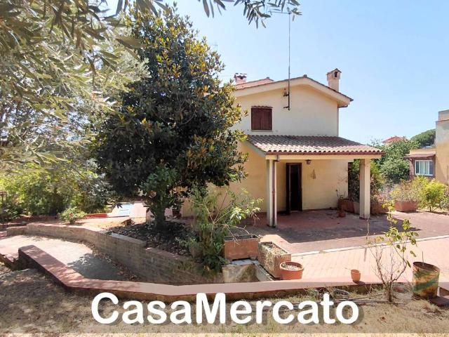 Villa in vendita a Grottaferrata RM