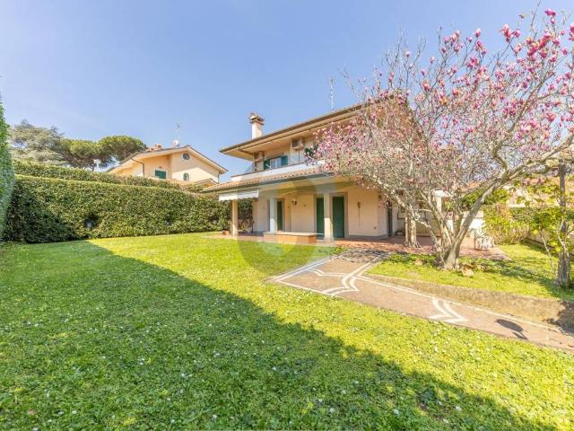 Villa in vendita a Grottaferrata RM