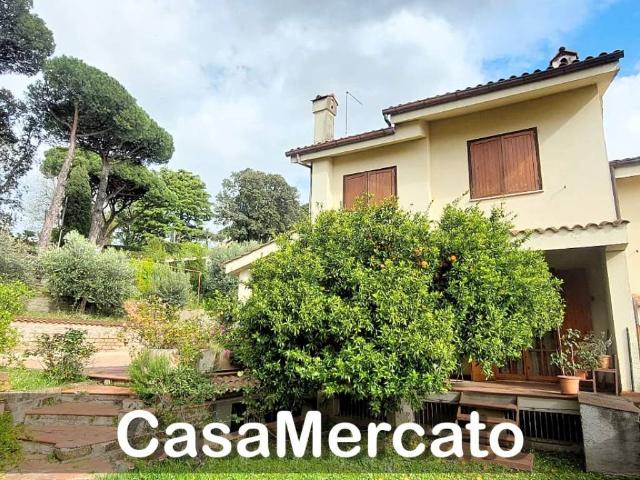 Villa in vendita a Grottaferrata RM