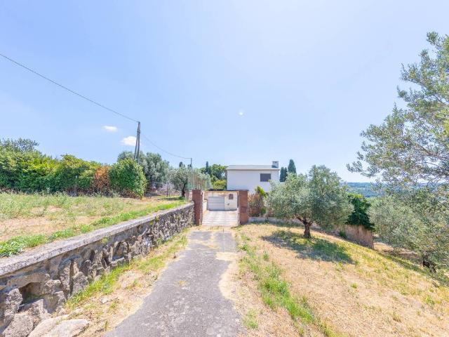 Villa in vendita a Grottaferrata RM
