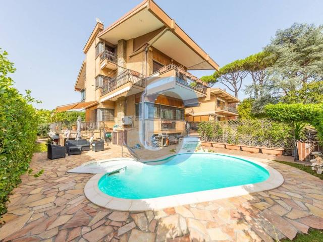 Villa in vendita a Grottaferrata RM