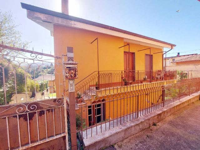 Villa in vendita a Grottaferrata RM