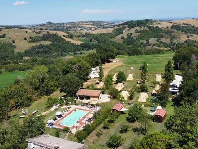 Villa in vendita a Gualdo MC