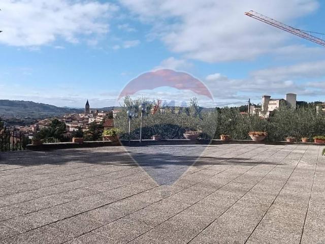 Villa in vendita a Gualdo Tadino