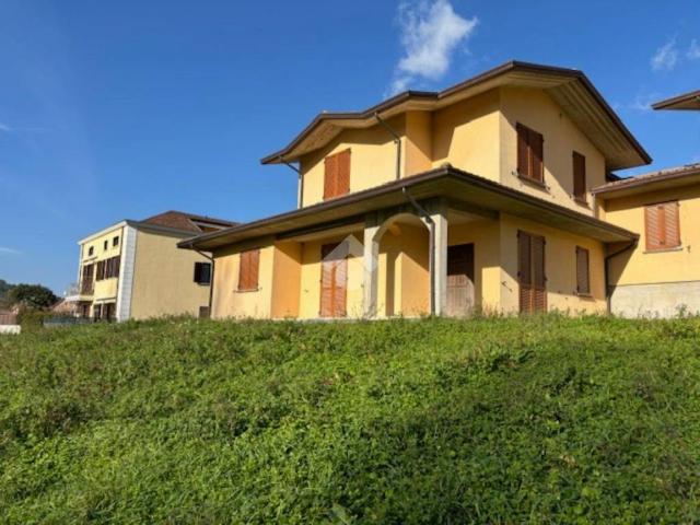 Villa in vendita a Gualdo Tadino PG