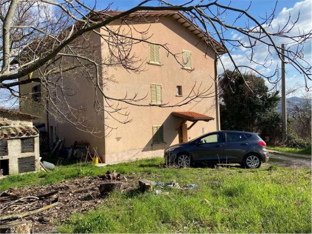 Villa in vendita a Gualdo Tadino PG