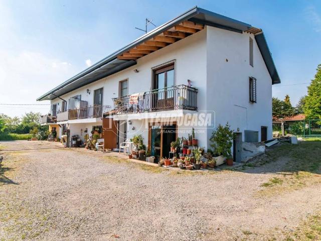 Villa in vendita a Guanzate CO