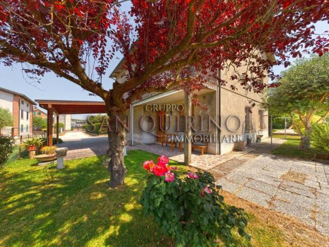 Villa in vendita a Guastalla RE