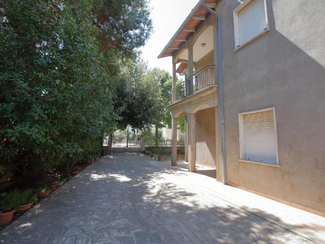 Villa in vendita a Guardea