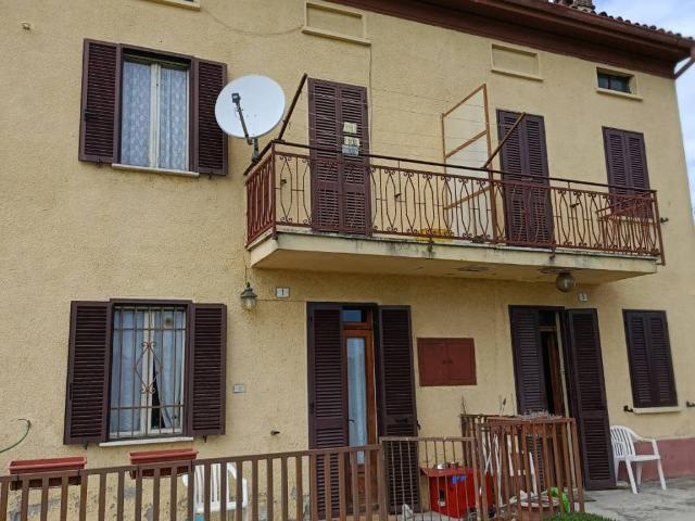 Villa in vendita a Guazzora AL