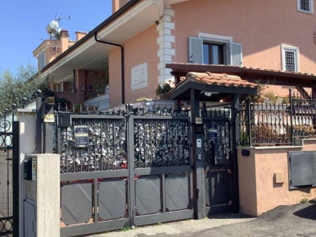 Villa in vendita a Guidonia Montecelio RM