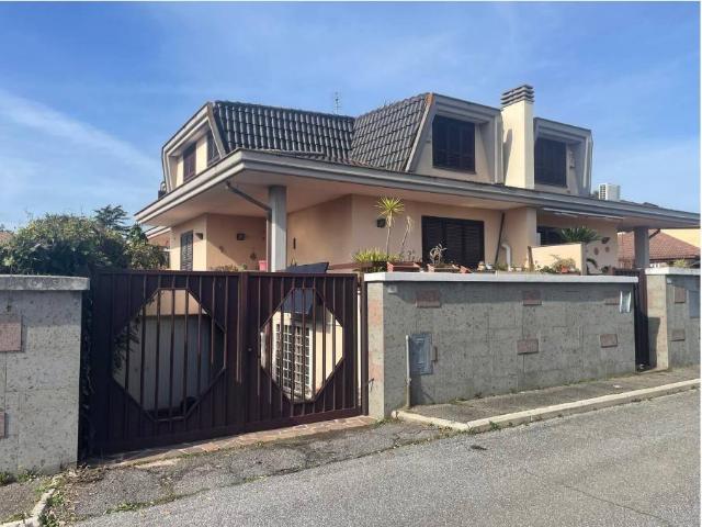 Villa in vendita a Guidonia Montecelio RM