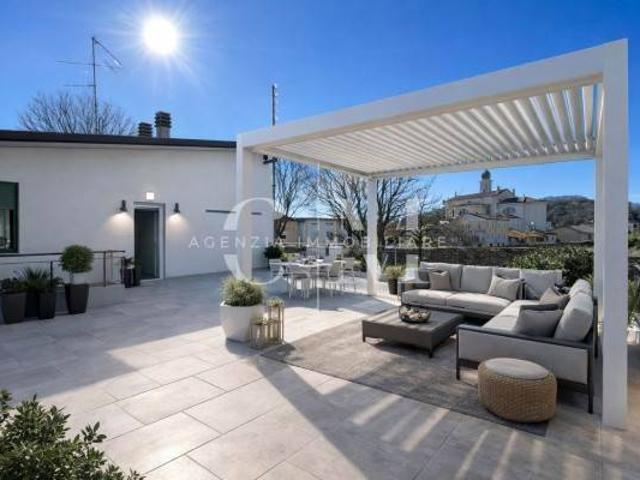 Villa in vendita a Gussago BS