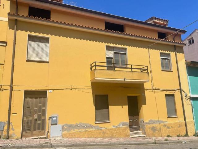 Villa in vendita a Guspini SU