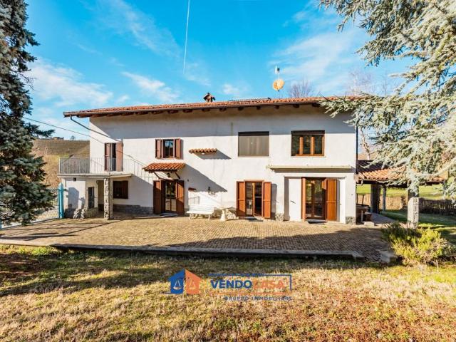 Villa in vendita a Dogliani CN
