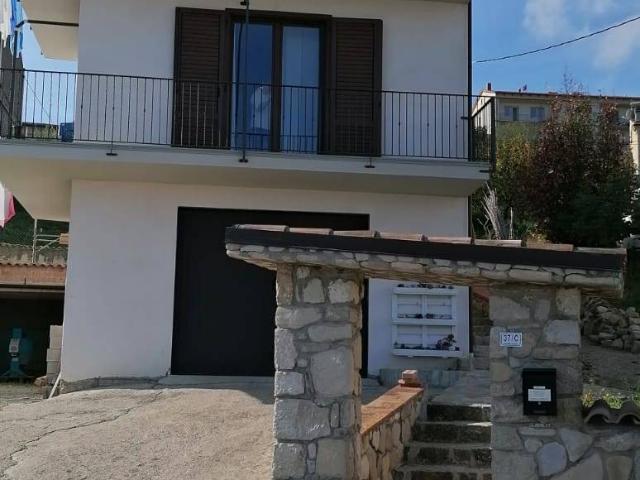 Villa in vendita a Dogliola