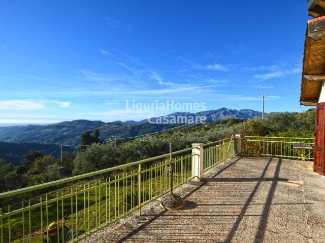 Villa in vendita a Dolceacqua