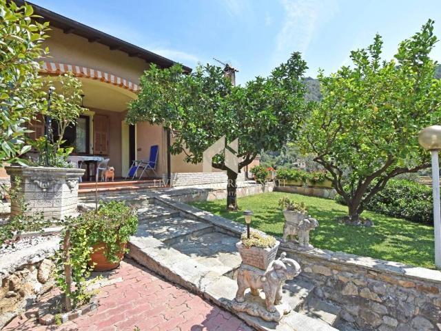 Villa in vendita a Dolceacqua IM