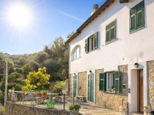 Villa in vendita a Dolceacqua IM