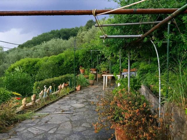 Villa in vendita a Dolceacqua IM