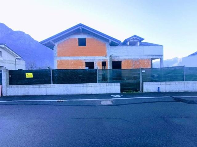 Villa in vendita a Domodossola VB