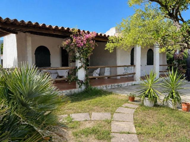 Villa in vendita a Domus de Maria CA