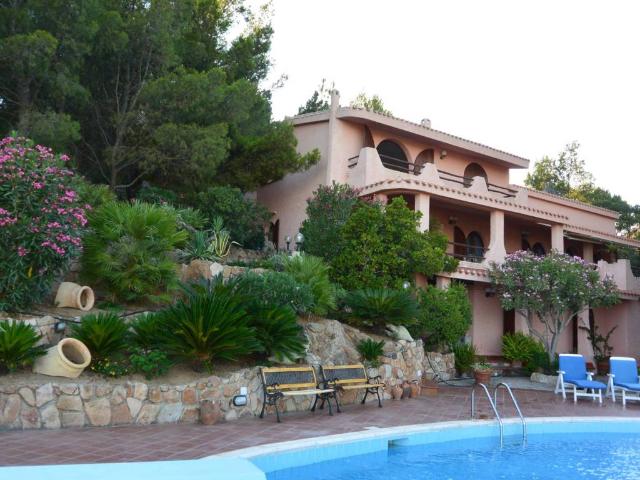 Villa in vendita a Domus De Maria SU
