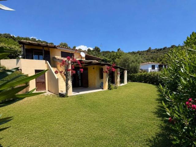 Villa in vendita a Domus de Maria CA