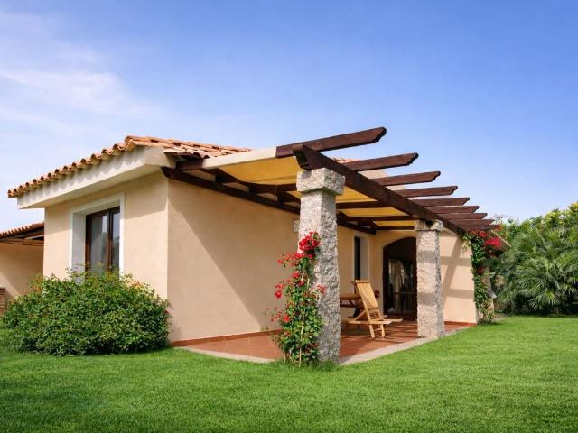 Villa in vendita a Domus De Maria SU