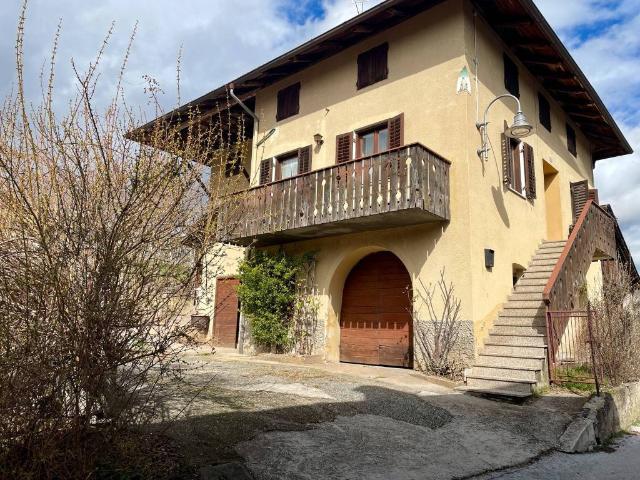 Villa in vendita a Dambel TN
