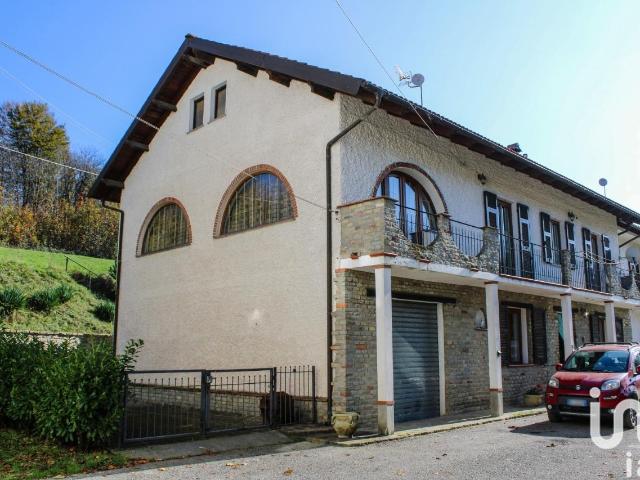Villa in vendita a Dego