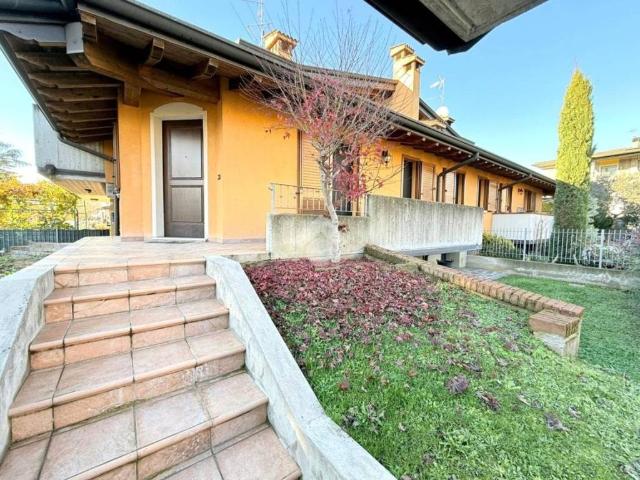 Villa in vendita a Dello BS