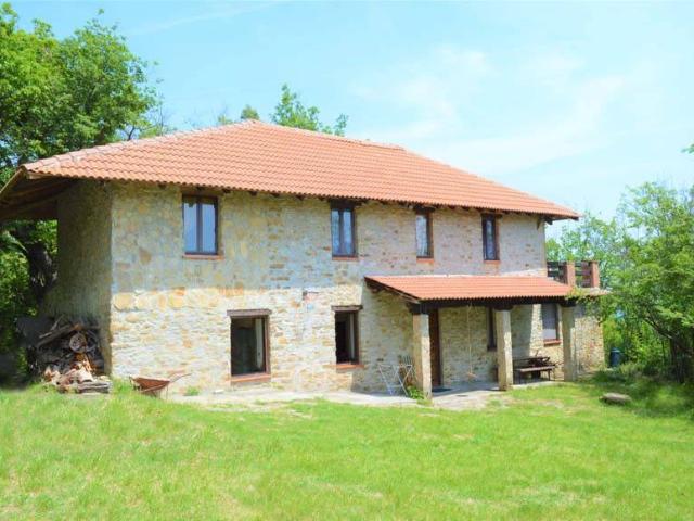 Villa in vendita a Denice AL