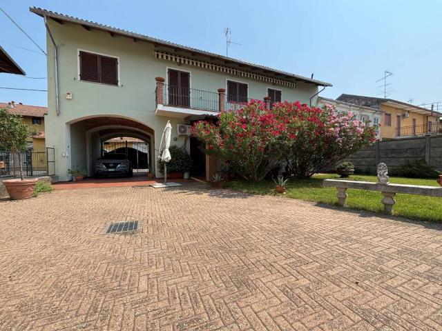 Villa in vendita a Desana VC