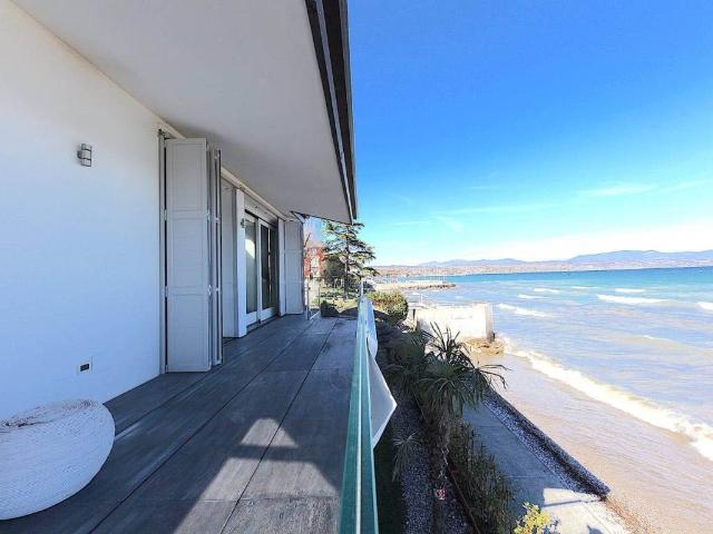 Villa in vendita a Desenzano del Garda BS