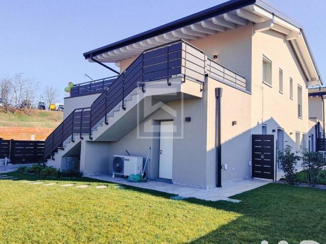 Villa in vendita a Desenzano del Garda BS