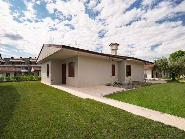 Villa in vendita a Desenzano del Garda BS