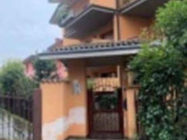 Villa in vendita a Desenzano del Garda BS