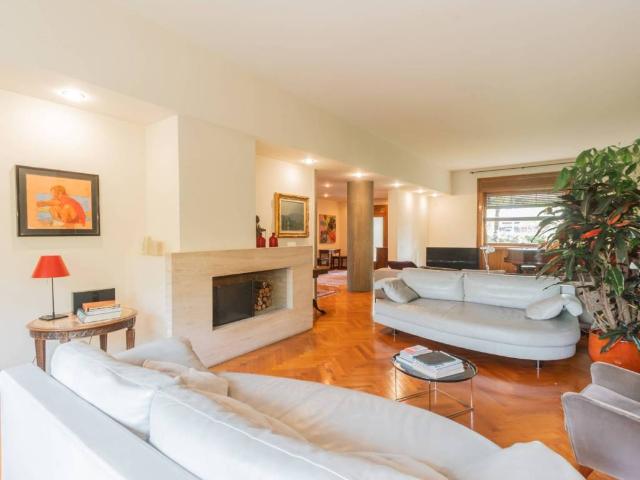 Villa in vendita a Desio MB