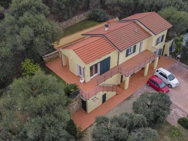 Villa in vendita a Diano Marina IM